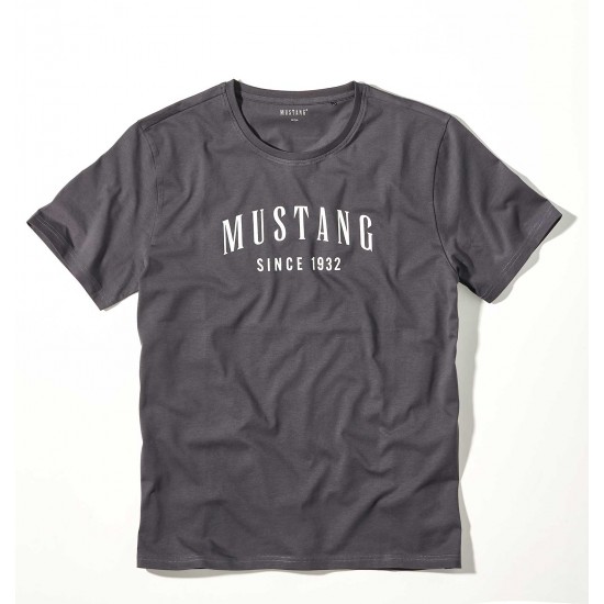 Tmavé šedé pánské tričko LEIF MUSTANG Tmavé šedé pánské tričko LEIF MUSTANG